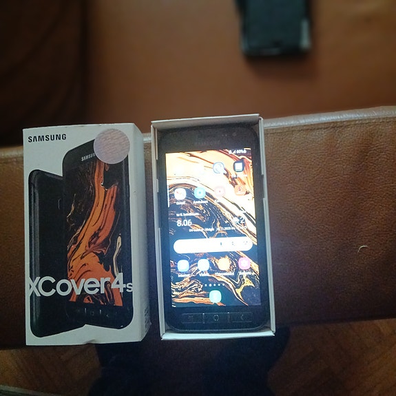 Samsung xcover 4s