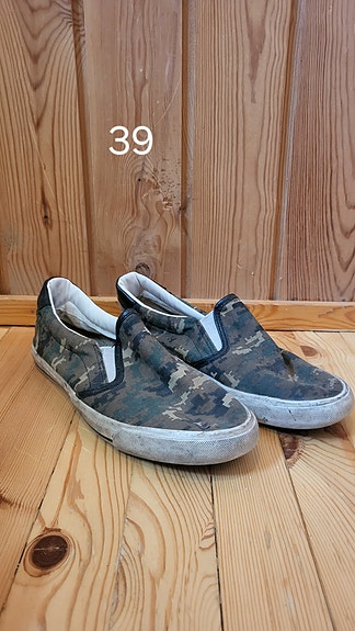 Kengät 39