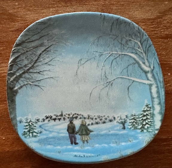 Arabia vintage Talvitunnelmia -seinälautanen, Anita Rantanen-Siewers, 1980