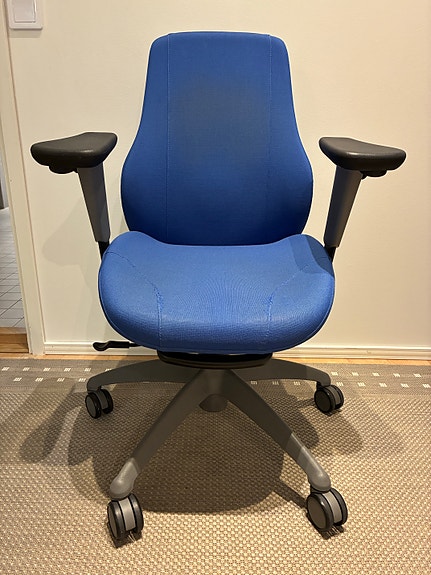 ISKU ergonominen työtuoli – laadukas kotimainen toimistotuoli