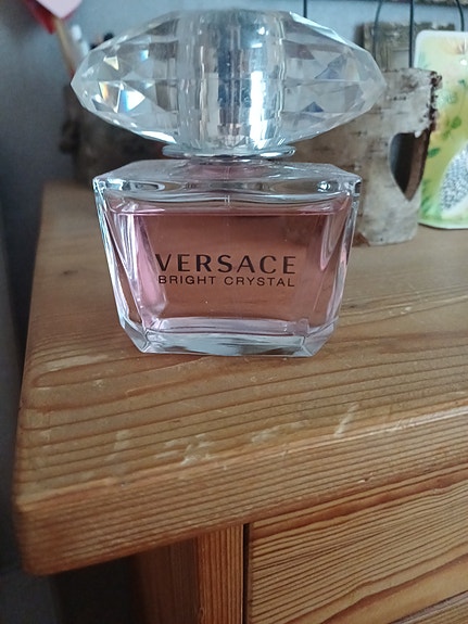 Versace Bright Crystal hajuvesi