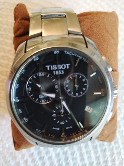 Rannekello Tissot Couturier GMT