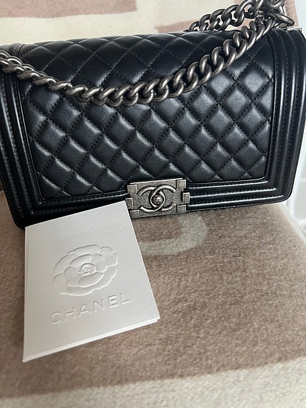 Chanel medium boy