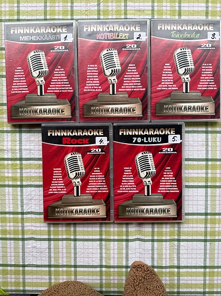 Finnkaraoke kotimainen karaoke DVD, 5 kpl
