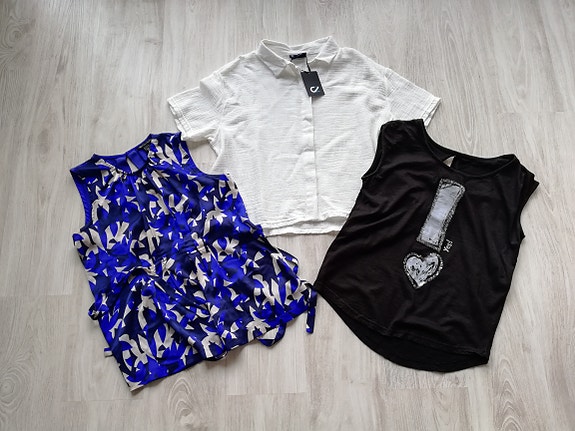 Naisten paidat & puserot M