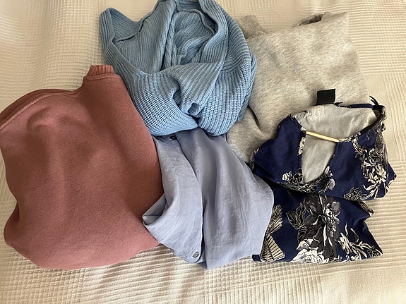 Naisten L-XL vaatteita 3 eur./ kpl Pull&Bear, Pola ym