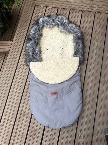 Voksi lämpöpussi vaunuihin harmaa