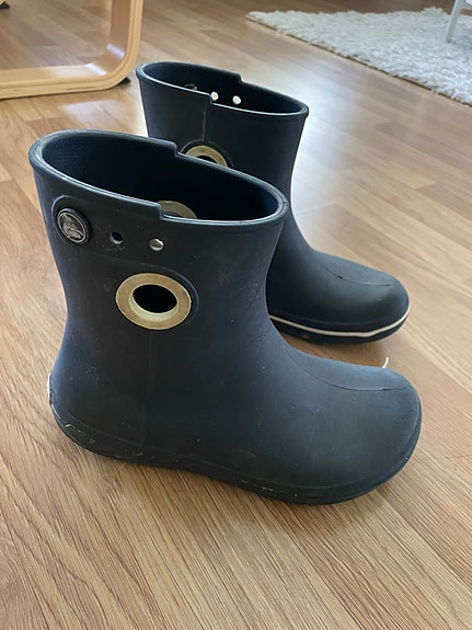 Crocks kumisaapas W4 (33)