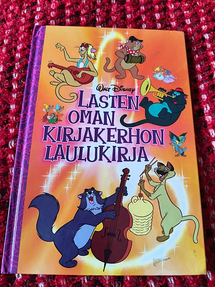 Lasten oman kirjakerhon laulukirja