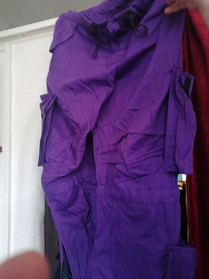 Violetit street wear cargo reisitaskuhousut