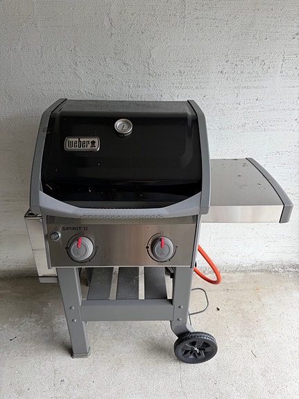 Weber Spirit II kaasugrilli 2 poltinta
