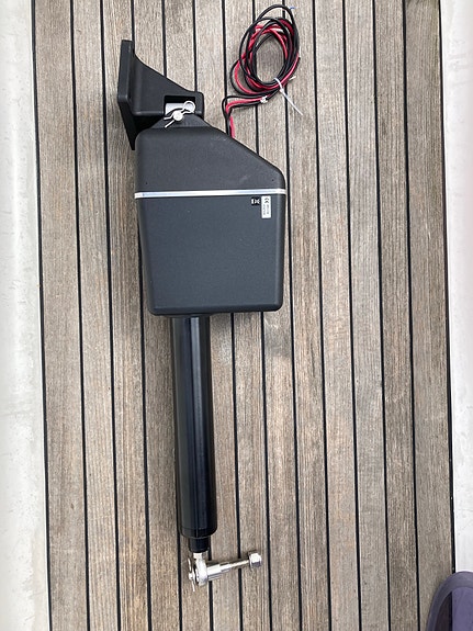 Raymarine linear drive