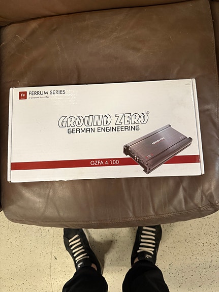 Ground Zero vahvistin ja kaiuttimet autoon!