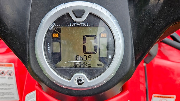 Maastomönkijä Can Am Outlander 400 EFI