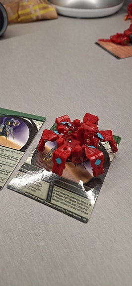 Bakugan Vestroia + 2 korttia