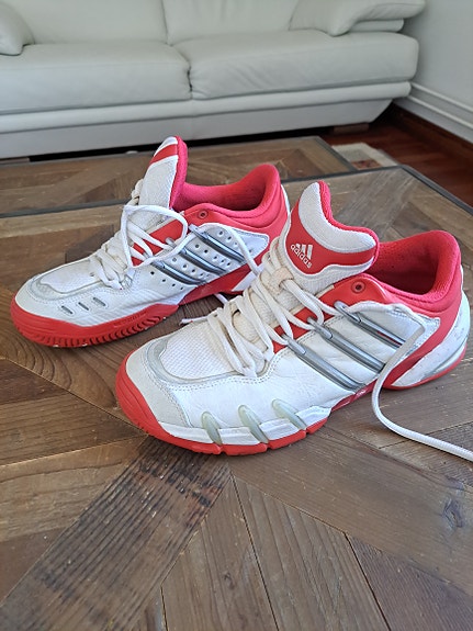 Adidas tenniskengät koko 40 valko-punainen