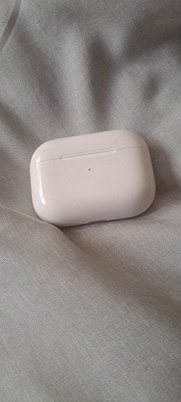 AirPods Pro 1 gen  (Lightning) -kuulokkeet