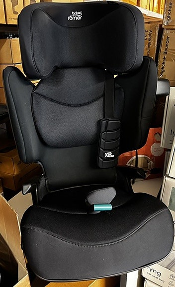 Mallikappale Britax Kidfix PRO, Carbon Black