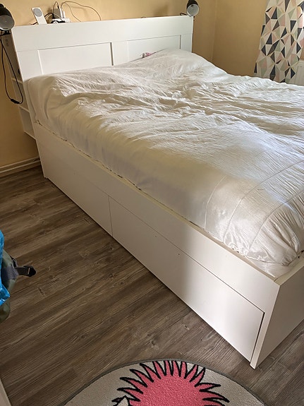 IKEA Brimles valkoinen sänky säilytyslaatikoilla