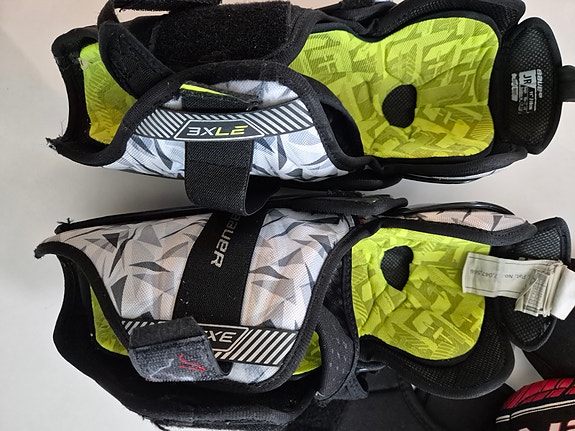 Bauer JR  11" säärisuojat