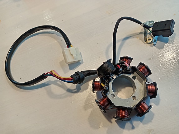 Mönkijän 150cc - 200cc staattori