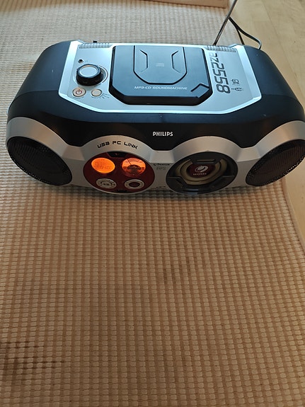 Philips AZ2558 CD-soitin radio boombox stereo