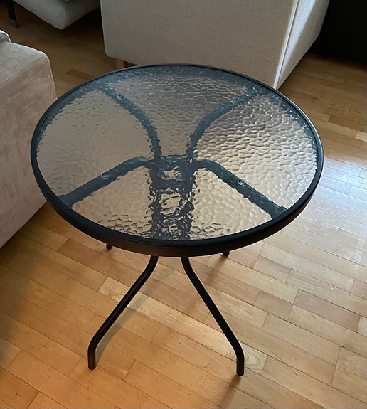 Terassi-, parveke-, puutarhapöytä, pyöreä 60 cm