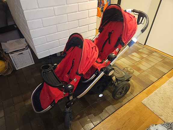Baby Jogger City select tuplarattaat ja kattavat varusteet