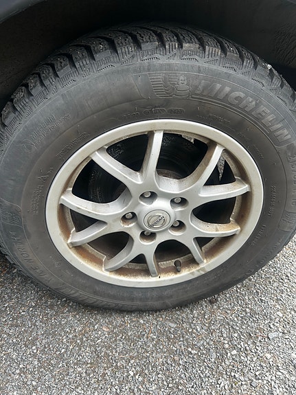 Michelin nastarenkaat vanteilla