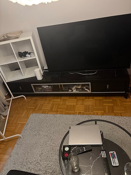 240cm leveä TV taso