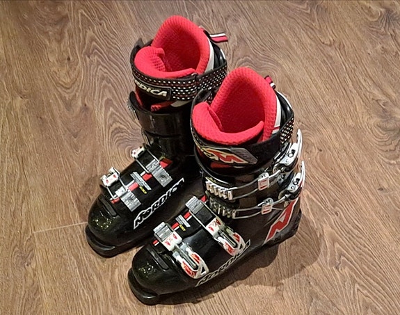 Nordica Dobermann aggressor laskettelumonot koko 39