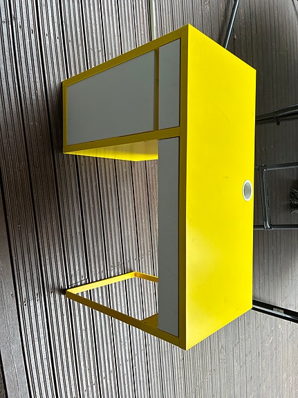 IKEA Micke lasten kirjoituspöytä keltainen valkoinen