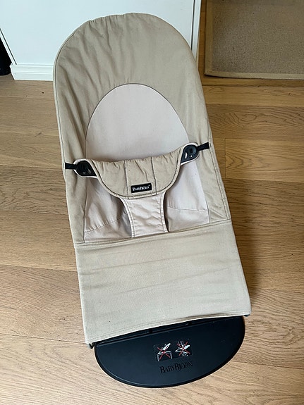 BabyBjörn Balance Soft sitteri khaki/beige