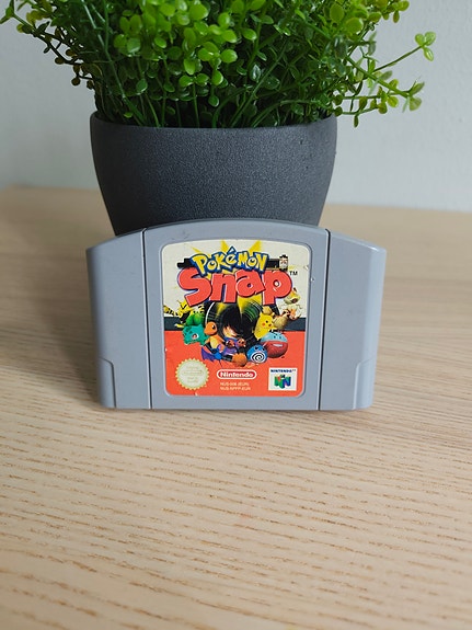 Pokémon Snap - Nintendo 64 (N64) peli (Aito EUR-versio)