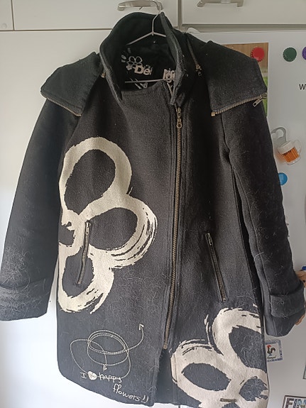 Desigual villakangastakki koko 44 musta naisten