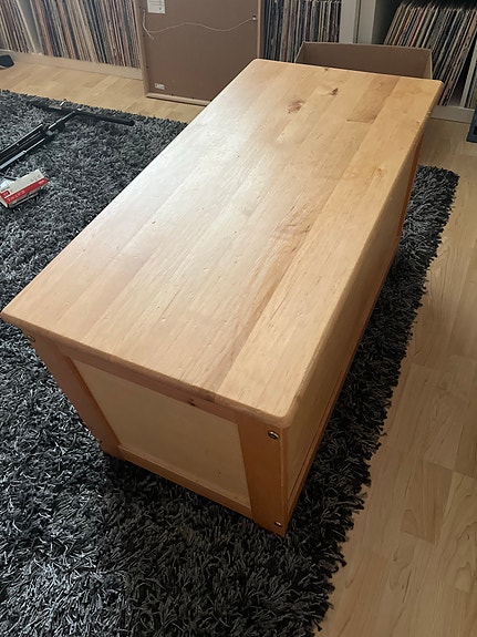 Ikean puinen säilytysarkku