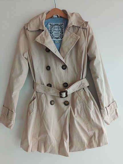 Zara trenssi koko 128
