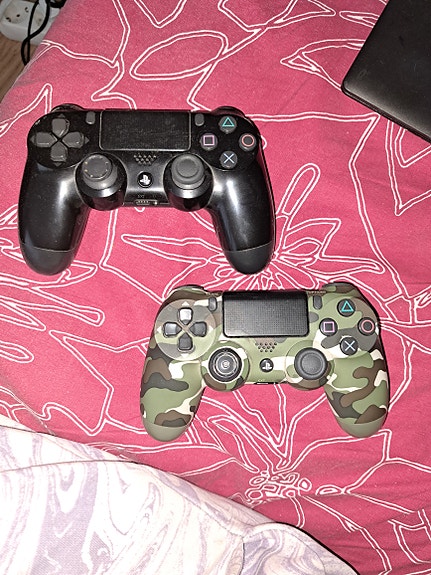 PS4 ohjain!