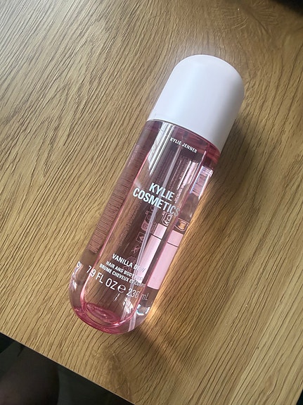 Kylie Cosmetics bodyspray