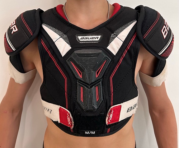 Bauer Nexus rintapanssari, JR M