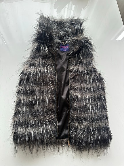 Lindex Matthew Williamson tekoturkisliivi 134/140