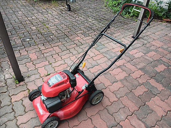 Itsevetävä ruohonleikkuri Homelite OHV 140cc