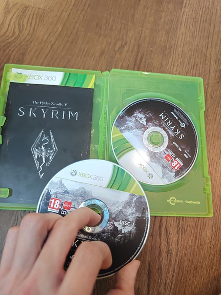 The Elder Scrolls V: Skyrim Xbox 360 peli