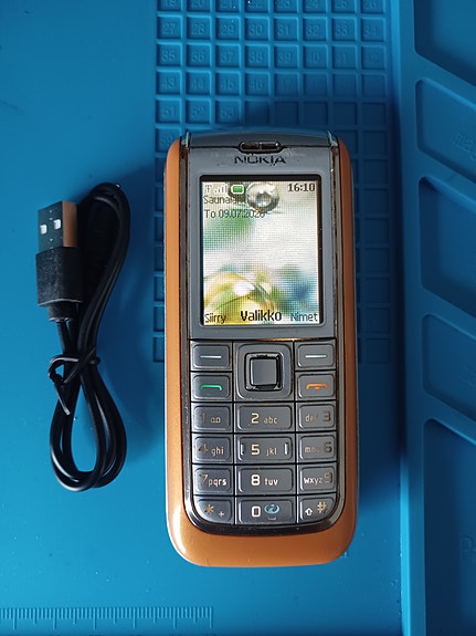 Nokia 6151