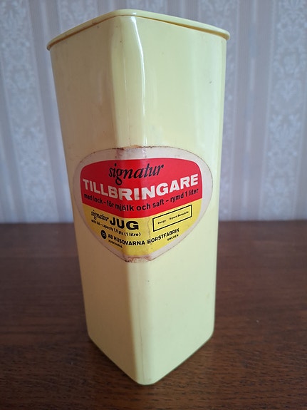 signatur RETRO  kaadin
