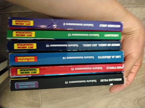 Taskarin teemanumerot 8,12,13,14,15 ja 16