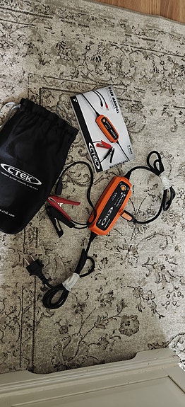 CTEK MXS 5.0 Polar -akkulaturi