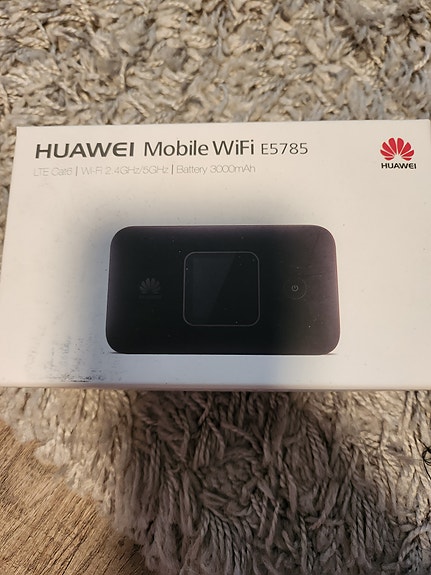 Huawei E5785 Mobile WiFi 4G reititin