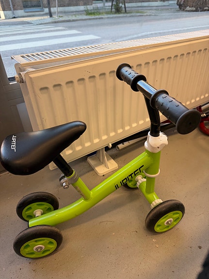 Lasten potkupyörä