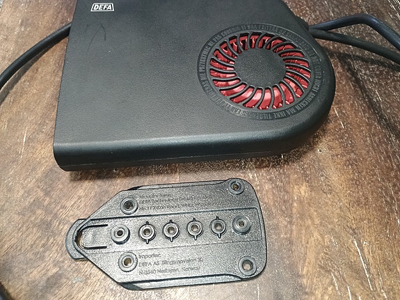 DEFA 1000W LÄMMITIN